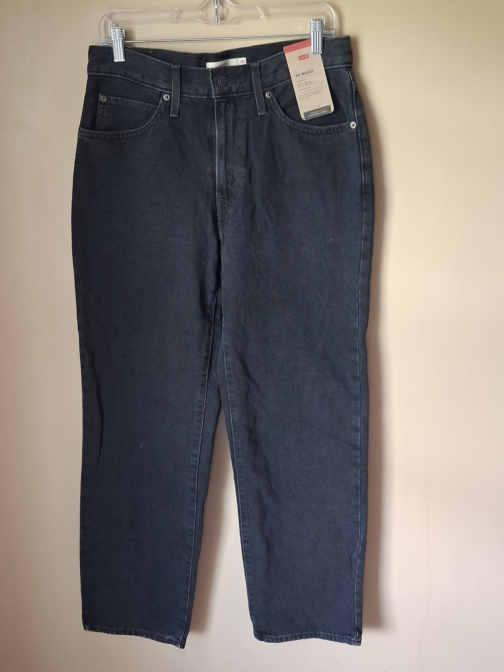Levi's Women's NWT '94 Baggy Black Jeans; Size 28